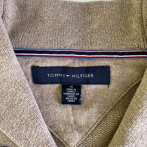 Tommy Hilfiger Tan Khaki Neutral Cotton Sweater Size Medium - Picture 3 of 9